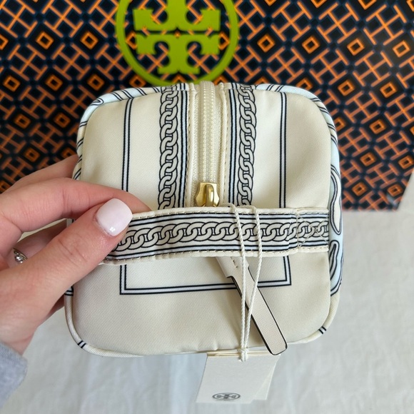 Tory Burch Virginia Printed Large Cosmetic Case Bag Blue Zebra Gold Blue Cream - Picture 3 of 10